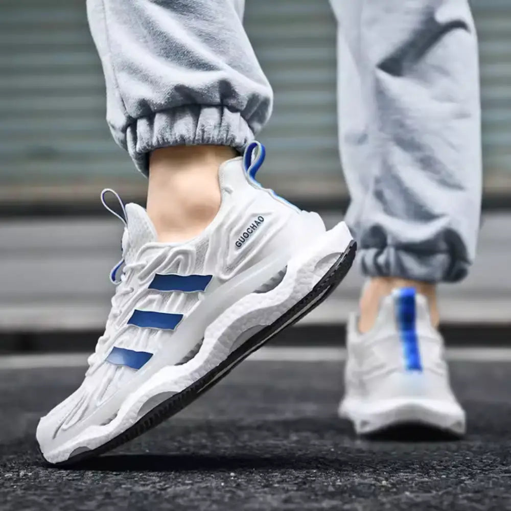 Men’s Sneakers 547
