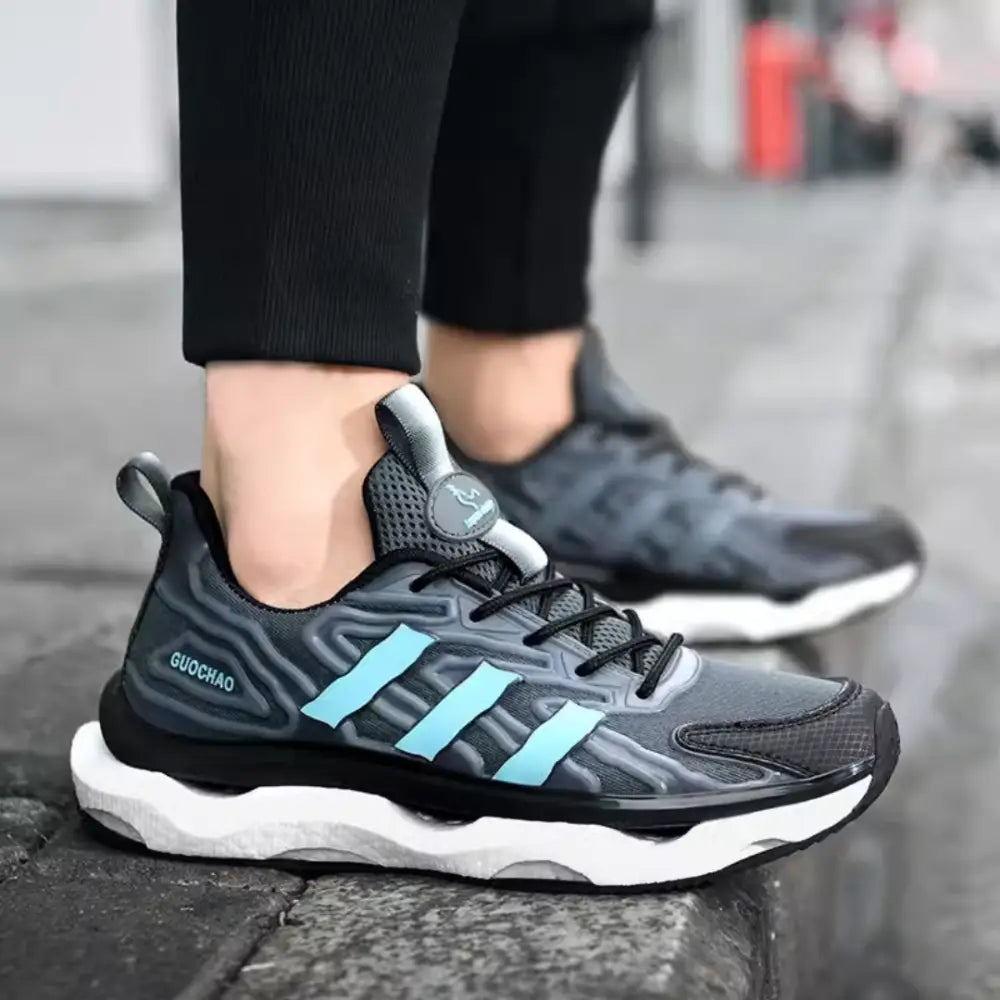 Men’s Sneakers 547