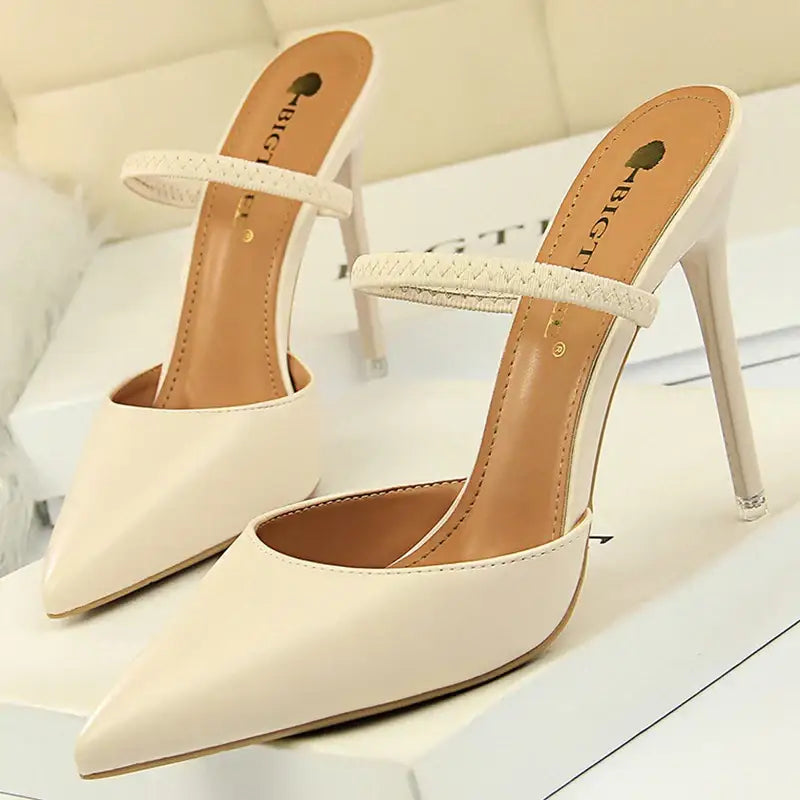 Women’s Heels 203