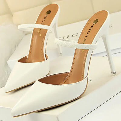 Women’s Heels 203