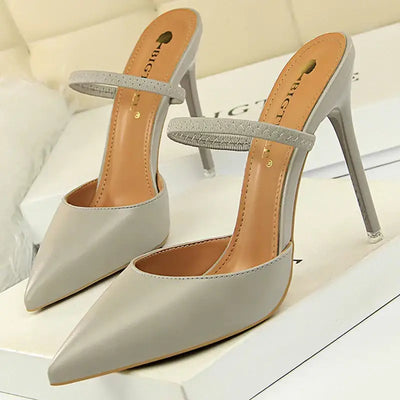 Women’s Heels 203