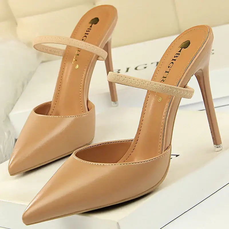 Women’s Heels 203