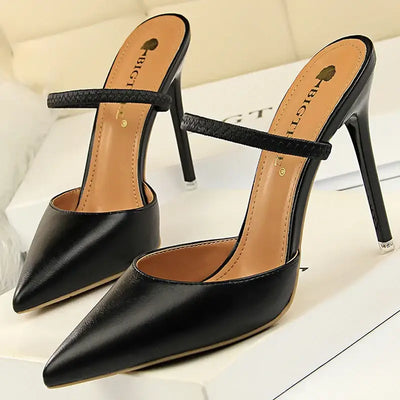 Women’s Heels 203