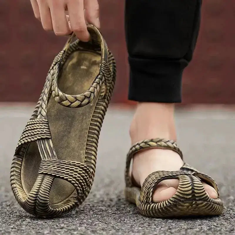 Men’s Sandals 320