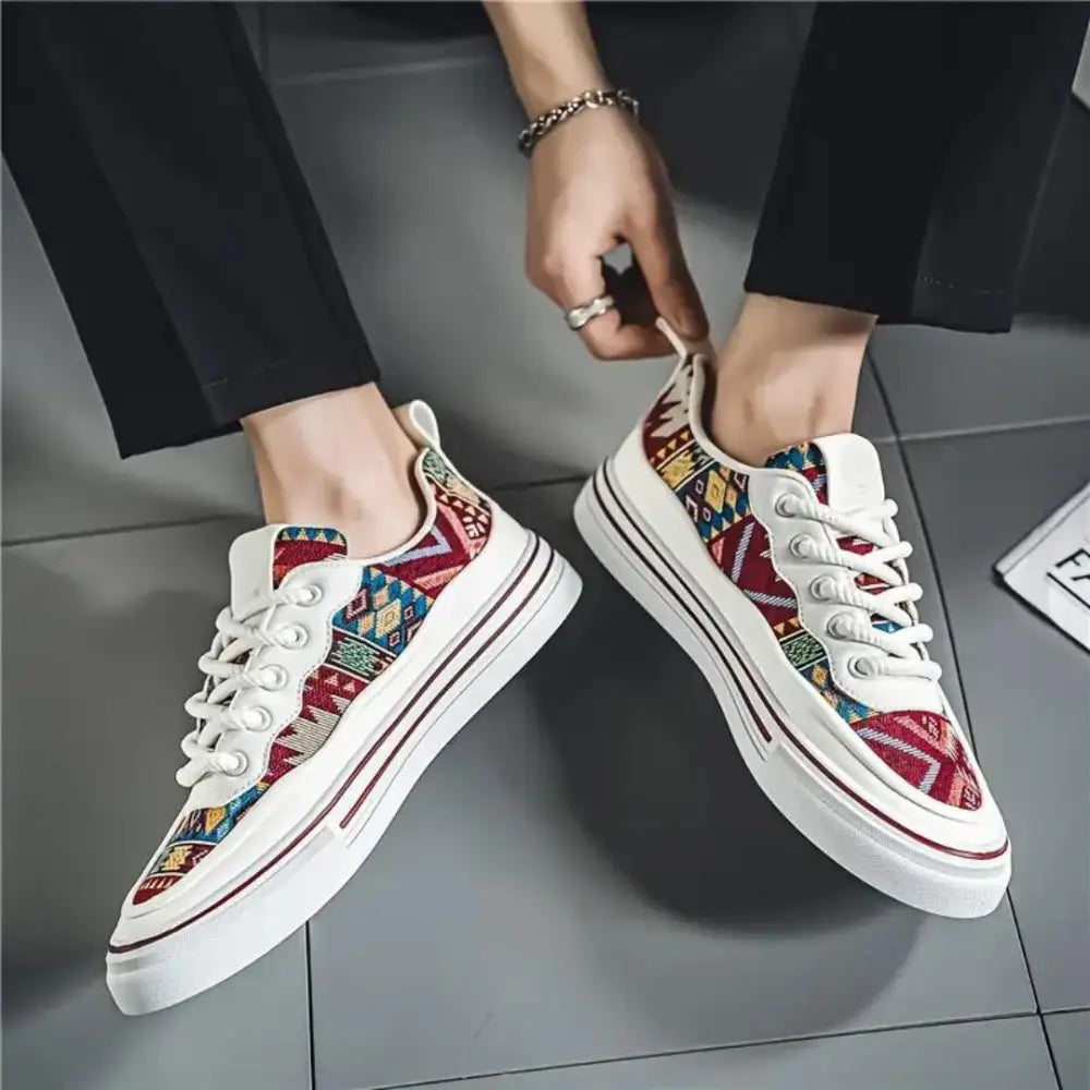 ERKEK SPOR AYAKKABI 550