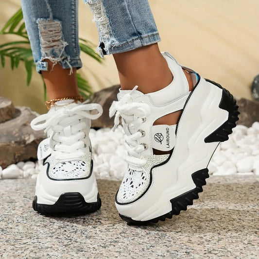 Women’s Sneakers 197