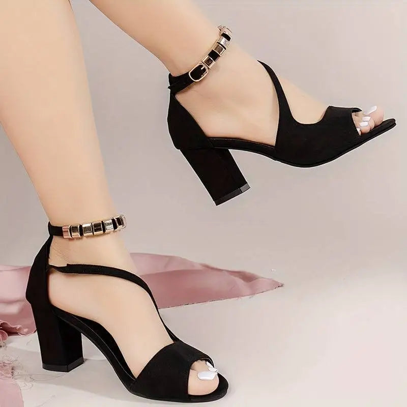 Women’s Heels 210