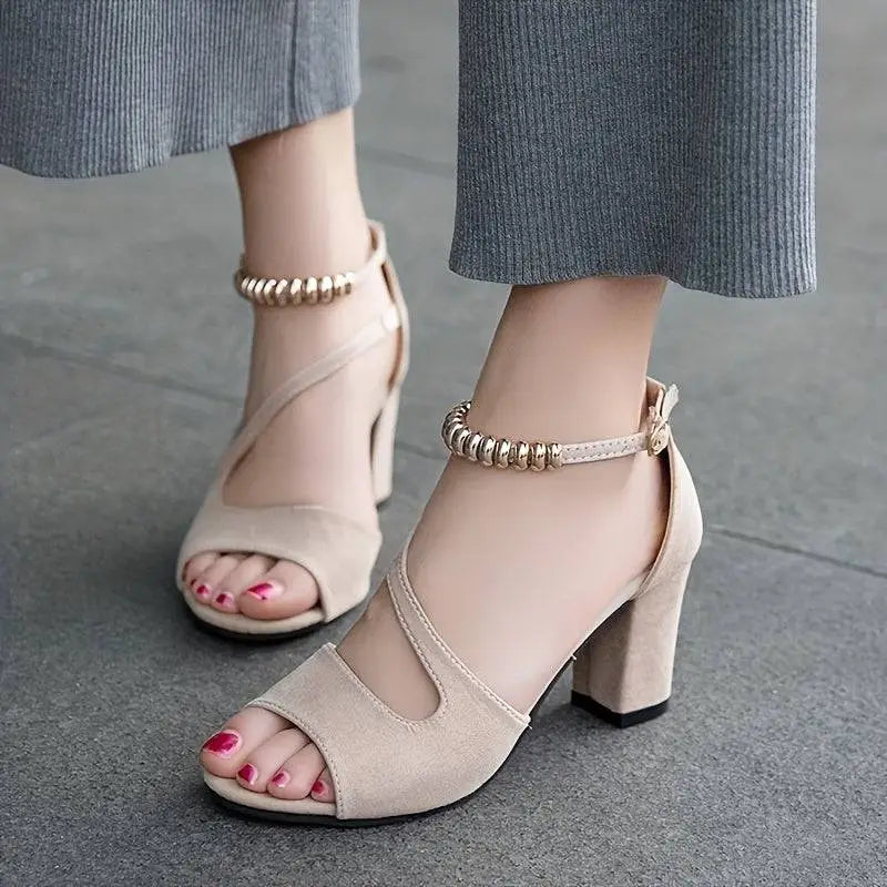 Women’s Heels 210