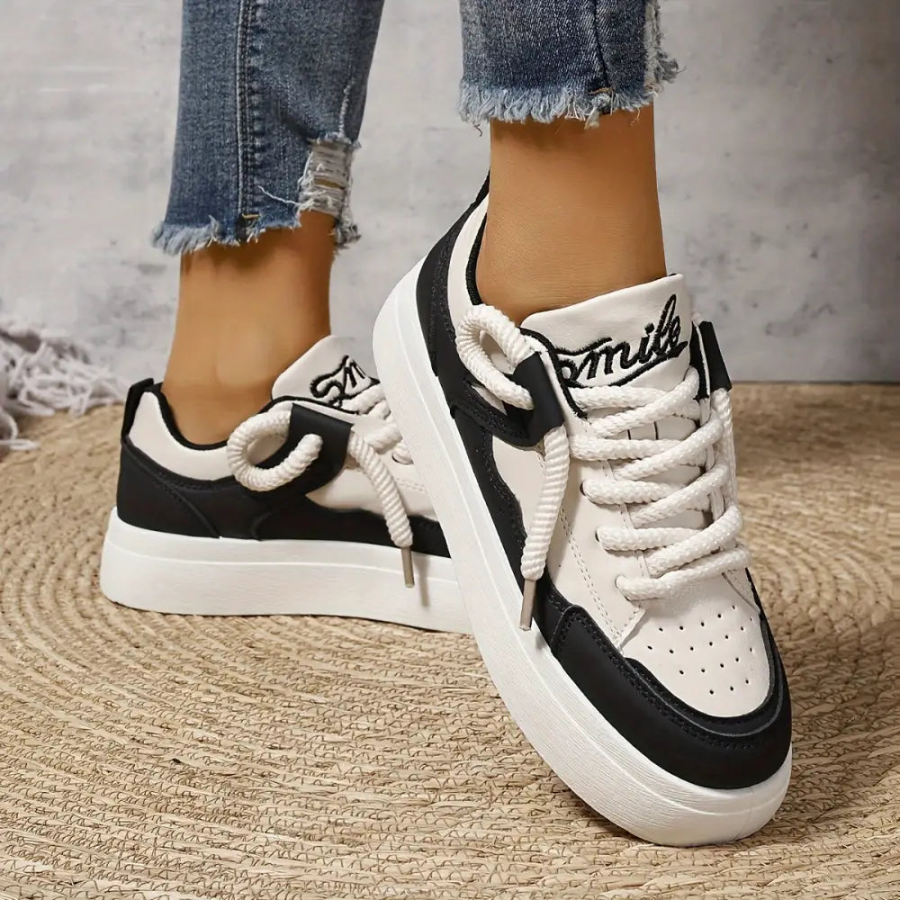 Women’s Sneakers 195