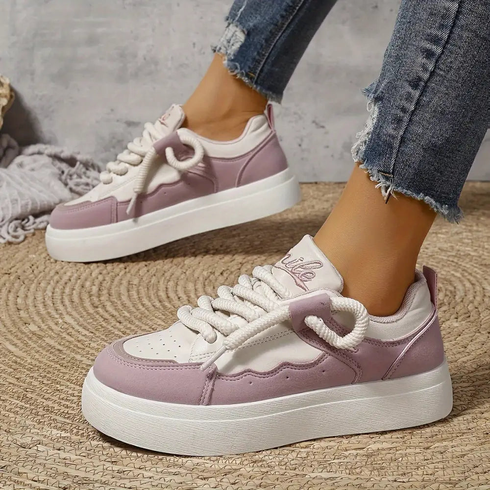 Women’s Sneakers 195