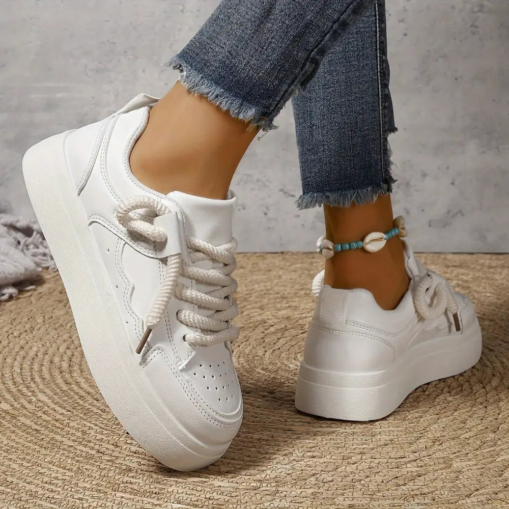 Women’s Sneakers 195
