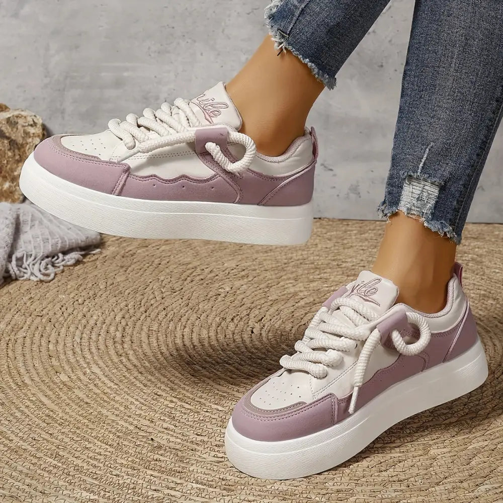 Women’s Sneakers 195
