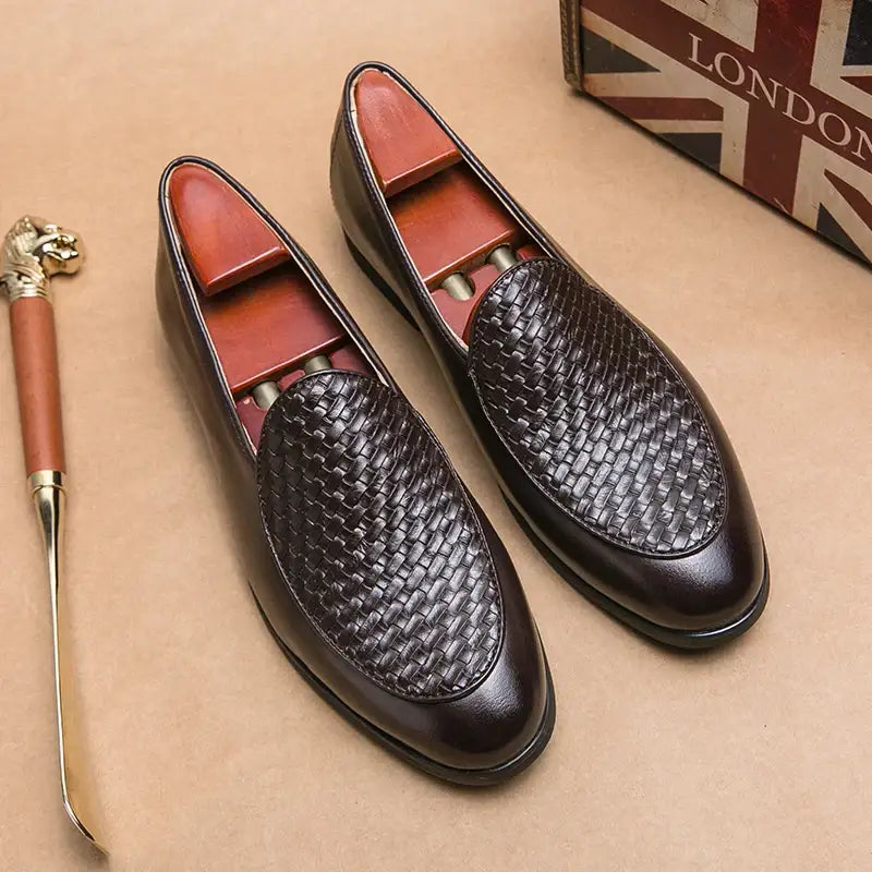 Men’s Shoes 180