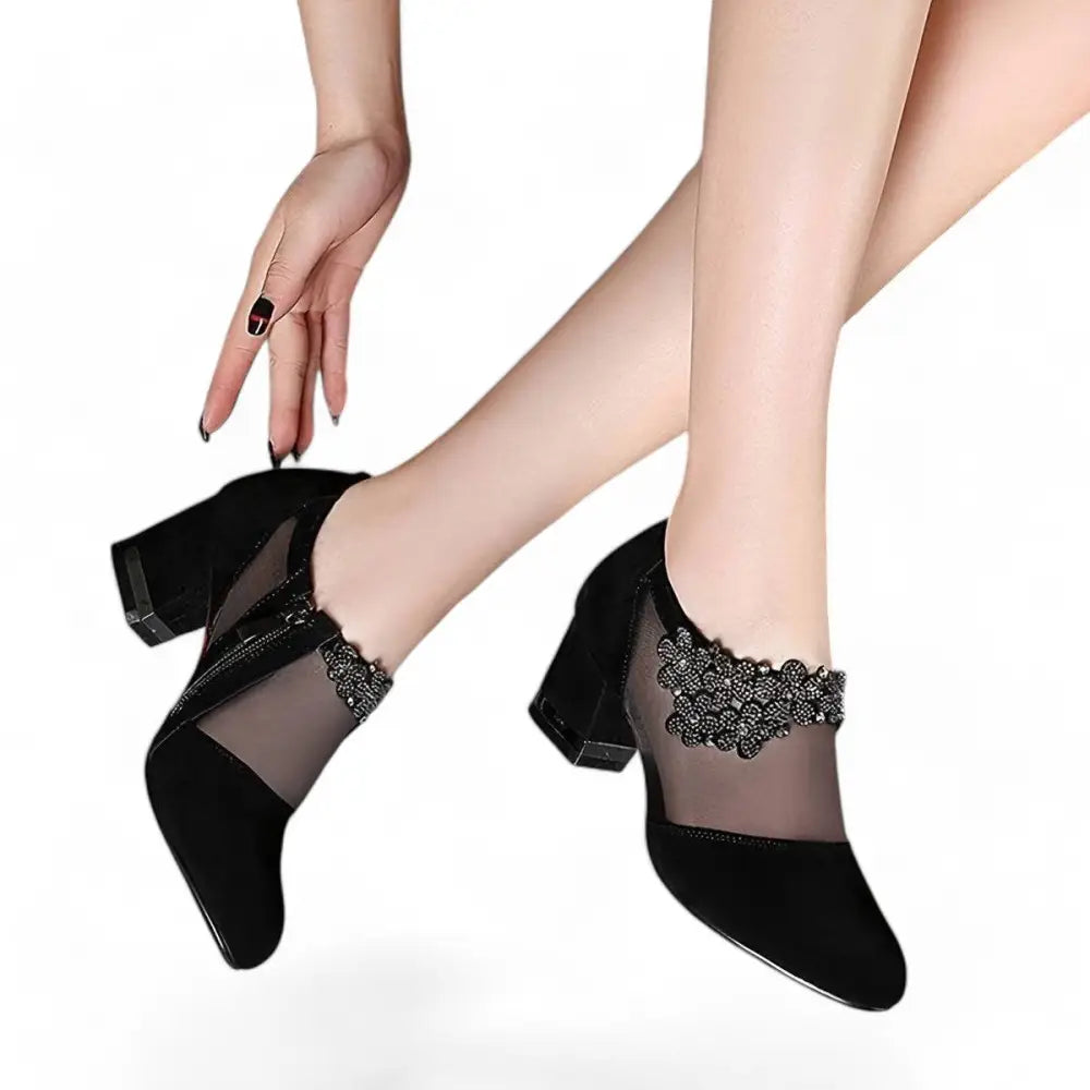 Women’s Heels  214