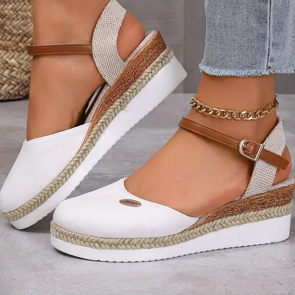Women’s Sandals 229