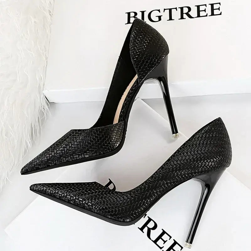 Women’s Heels 196