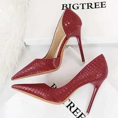 Women’s Heels 196