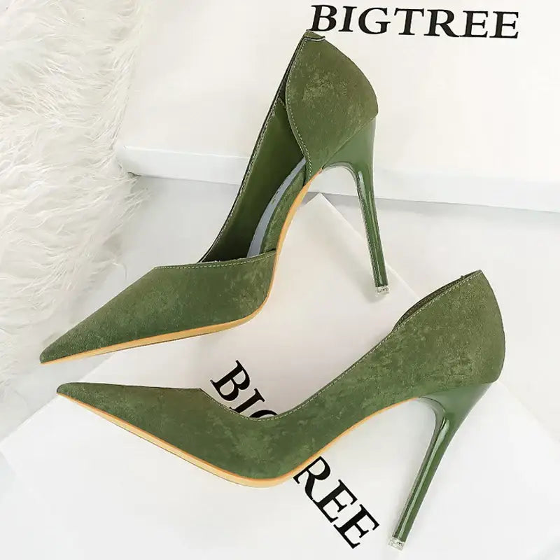 Women’s Heels 196