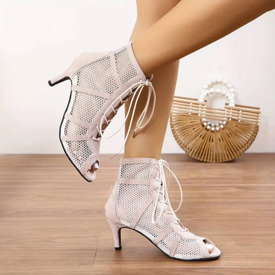 Women’s Heels 209
