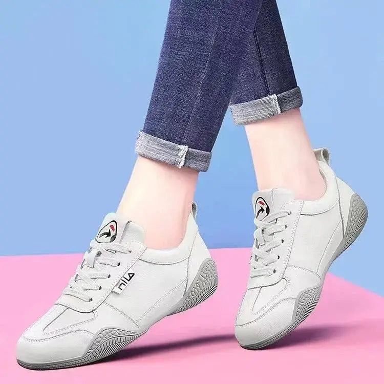 Women’s Sneakers 157