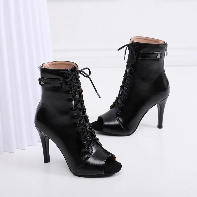 Women’s Heels 201