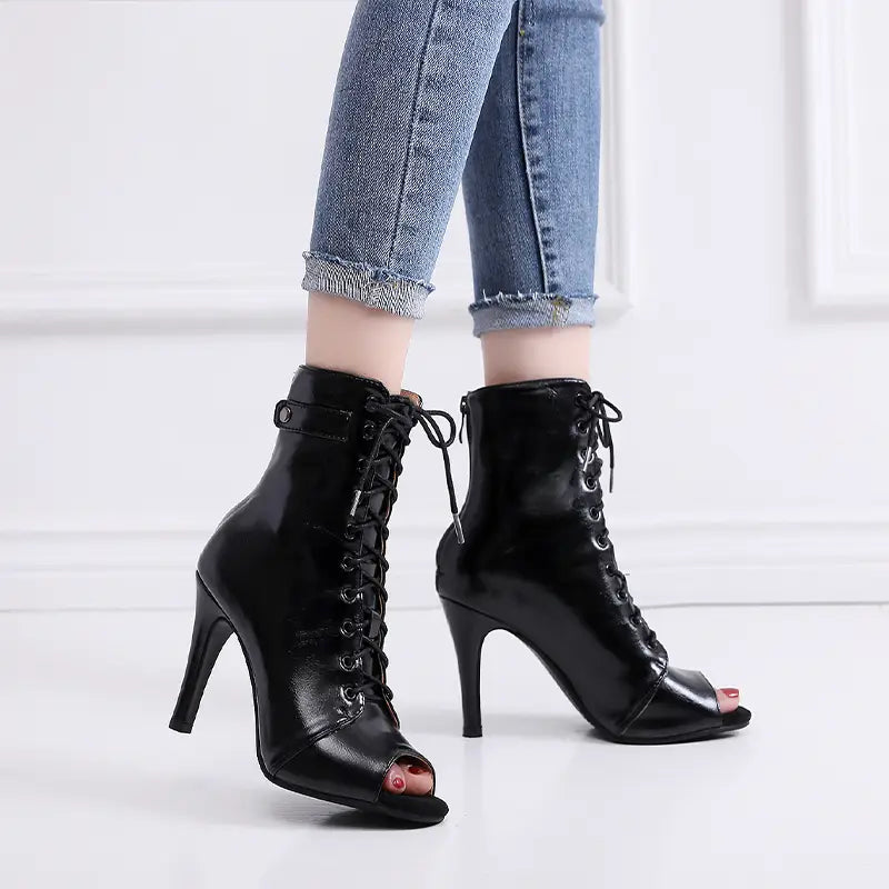 Women’s Heels 201