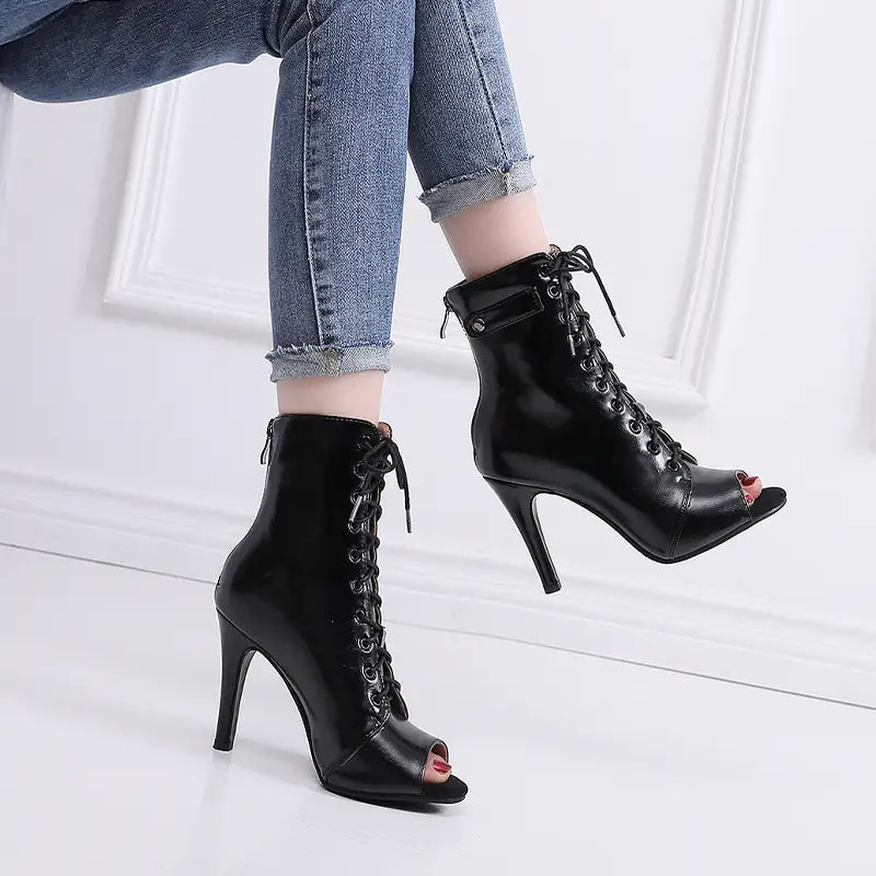Women’s Heels 201