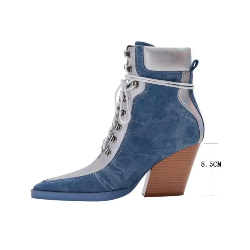 Women’s Boots 235