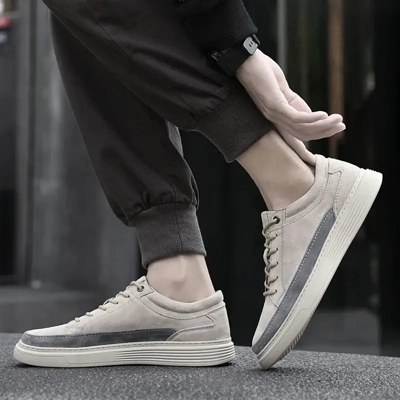 Men’s Sneakers 385