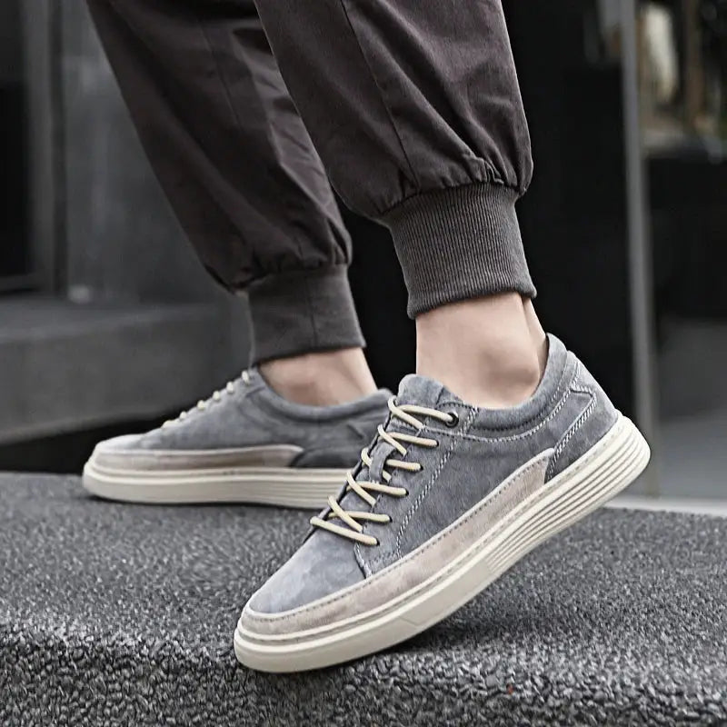 Men’s Sneakers 385