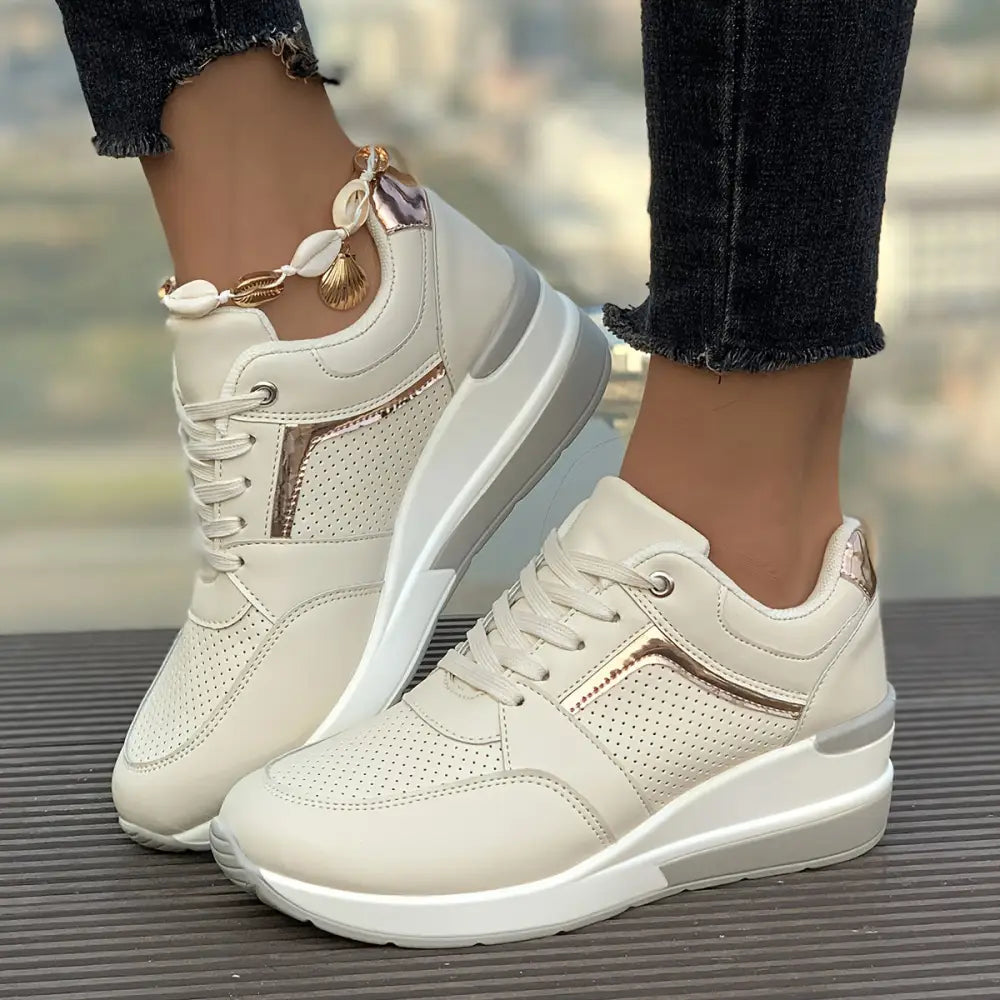 Women’s Sneakers 139