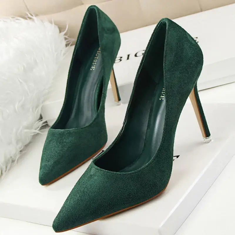 Women’s Heels 204