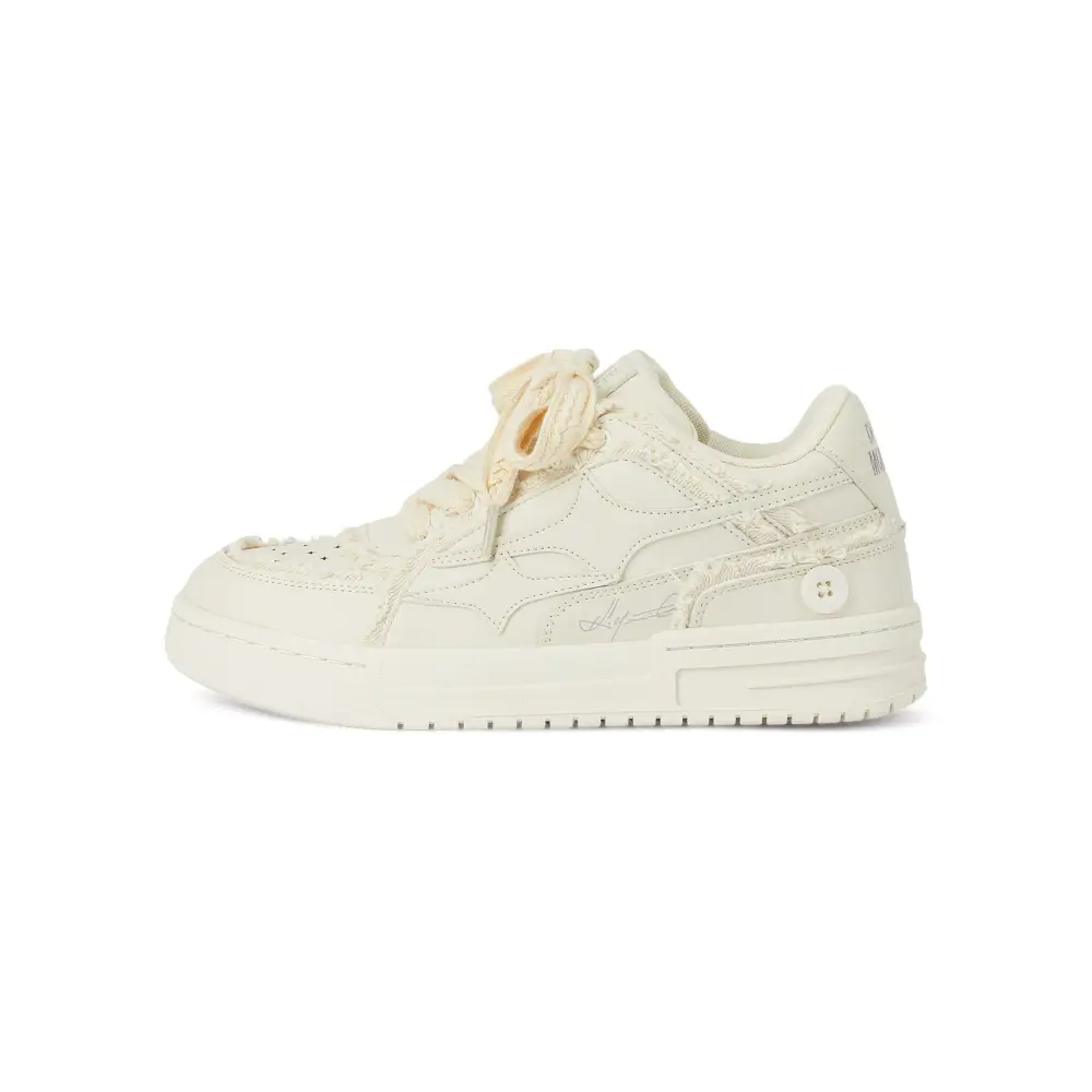 Women’s Sneakers 218