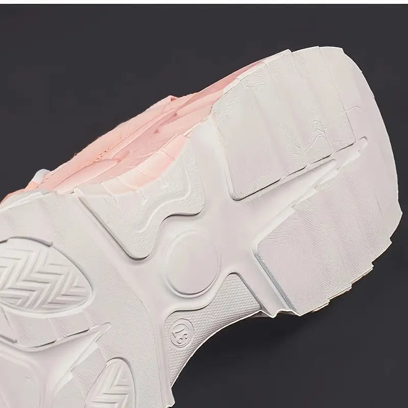 Women’s Sneakers 203