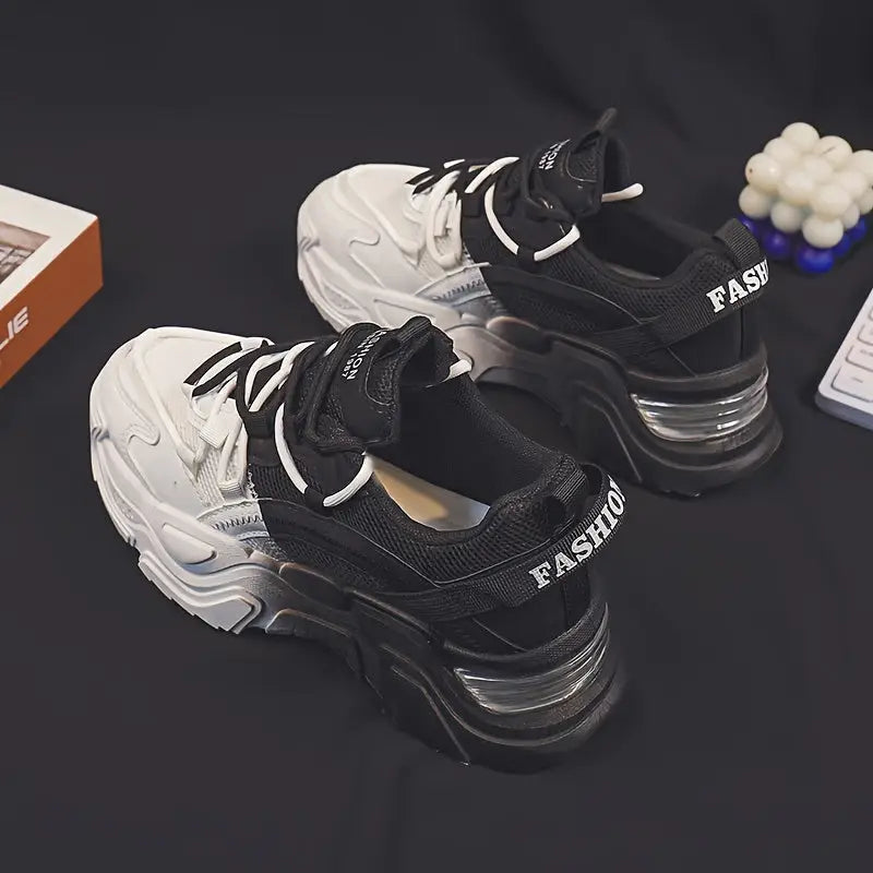 Women’s Sneakers 203
